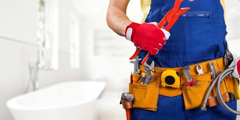 Como Evitar Golpes na Contratação de Encanador em Feira de Santana